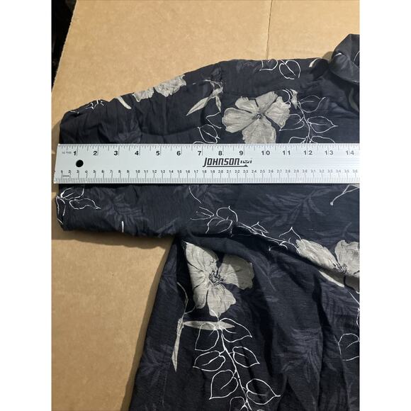 Batik‎ Bay Men's Medium Hibiscus Monstera Black Washable Silk, Hawaiian Shirt - Picture 10 of 12